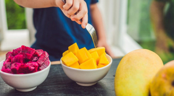 Should you eat fruits and vegetables before meals?