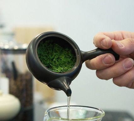 Tips for Using Green Tea to Achieve Flawless, Smooth Skin