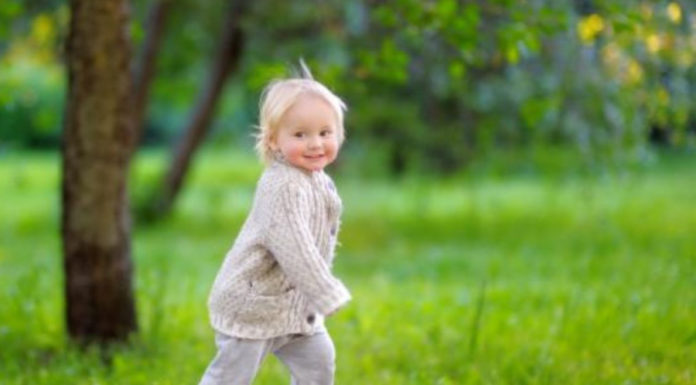 2 Signs of Intelligence in Children That Often Worry Parents: How to Guide Them to Become a Genius