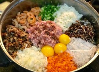 Add this to the pan before frying the spring rolls, 10 crispy golden nuggets, stays crunchy even when left for a while