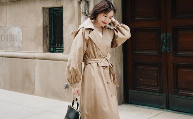 10 feminine ways to style coats and dresses in winter.