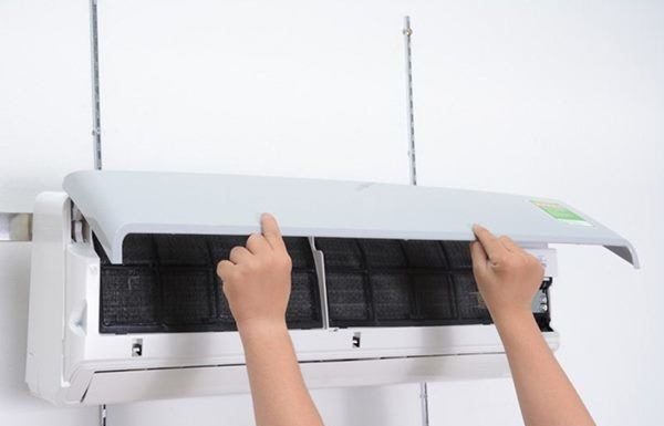 Simple 15-Minute Air Conditioner Cleaning Tips Anyone Can Do Without Calling a Technician