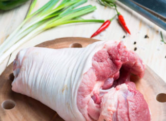 Flavorful and Tender Boiled Meat: Add This Ingredient for Juicy and Irresistible Results