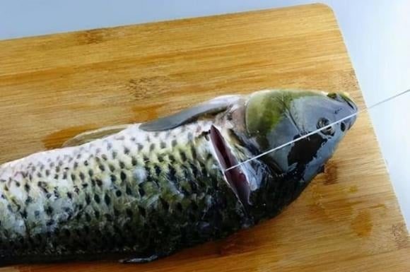 Experienced Chef Reveals: The Secret to Getting Rid of Fishy Odor in Just One Step