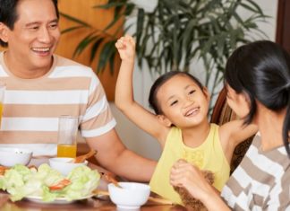 10 Easy Ways to Switch to a Healthy Eating Lifestyle in the New Year