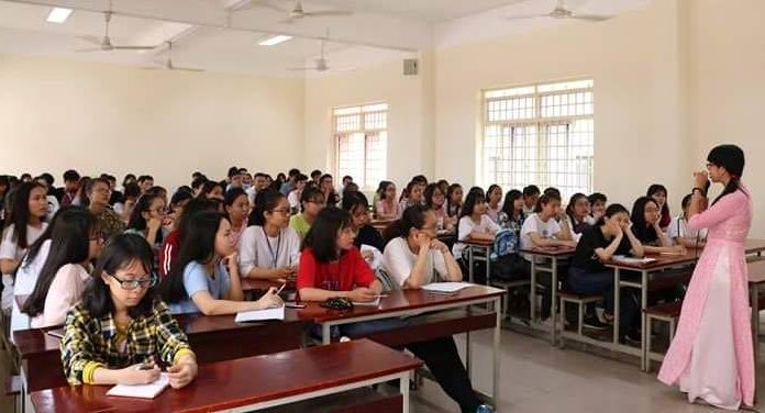 The Secret to Becoming a Beloved Colleague