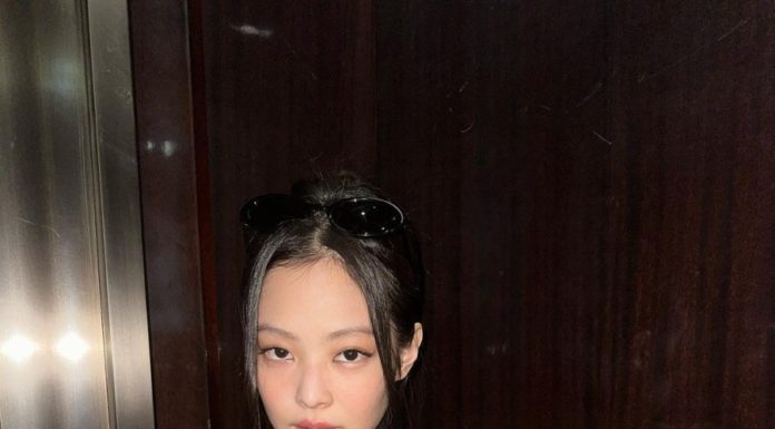 Stylish and Cozy Outfit Ideas with Turtlenecks from Korean Beauty Icons; BLACKPINK Stuns with Ultimate Class and Elegance