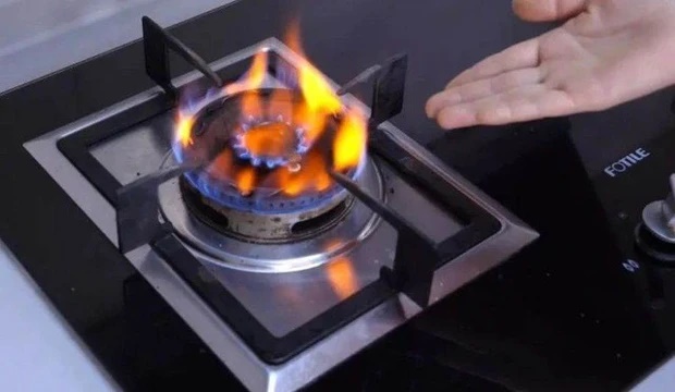 Strange Phenomenon with Gas Stoves: Lose Money if Light, Explode if Heavy, Must Check Immediately if Seen