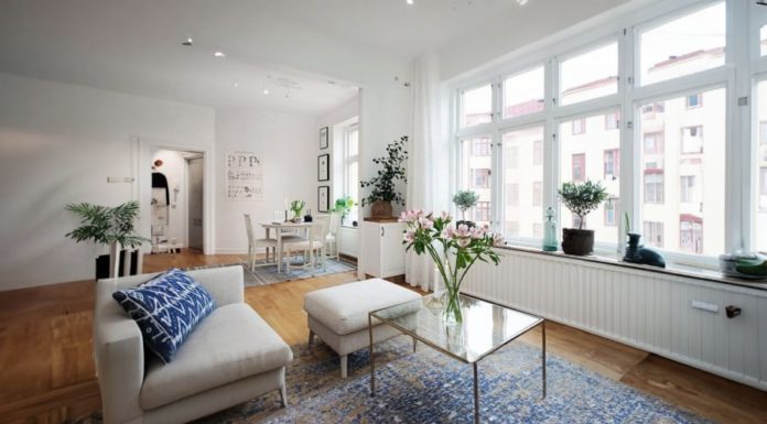 Ancestor’s Advice: Decorate the new year with 2 items, not 3, to attract wealth and fortune, pleasing the god of wealth.