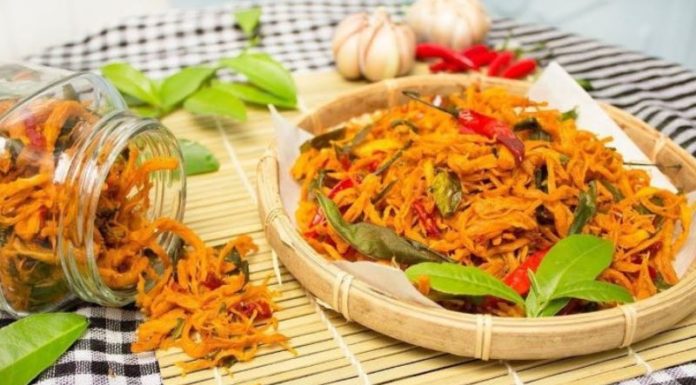Dried Delicacies for Tet: Price List of Traditional Dried Snacks for Tet Celebration