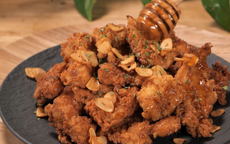 Crispy and flavorful honey garlic fried chicken recipe that the whole family will love