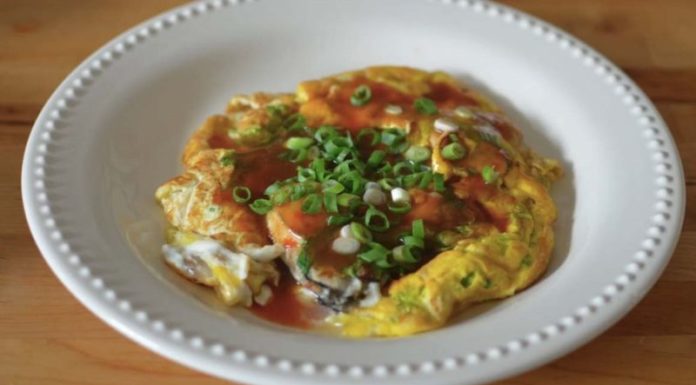 The Ultimate Taiwanese-Style Fried Oyster Omelette: A Tasty, Nutritious Treat