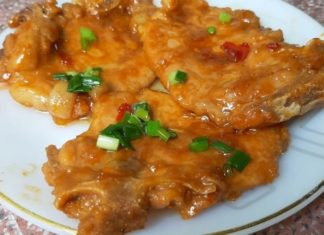 The Ultimate Guide to Tender, Fall-Off-The-Bone Braised Spare Ribs: Unlocking the Secrets to a Flavorful, Coconut-Infused Masterpiece.