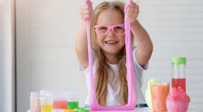 Various Methods of Making Slime Using Salt Without a Kit from Different Ingredients