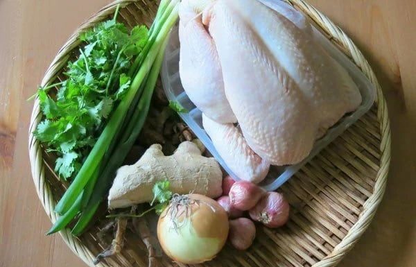 Delicious and Easy Pho Ga Recipe for a Cozy Winter Meal