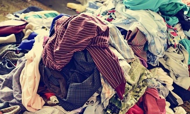 “What are the 3 auspicious outfits that elders say should not enter the house, bring prosperity and good luck to the family?”