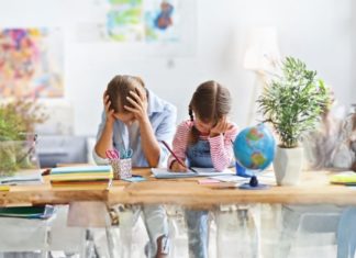 3 Parenting Styles That Make Children Grow Up Fast to Escape the Home: Are You Guilty?