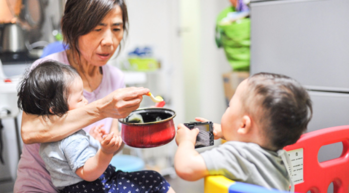 The Difference Between Parenting and Grandparenting: A Must-Read for All Parents