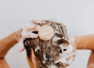 4 Tips to Maintain Healthy and Hydrated Hippie Curls