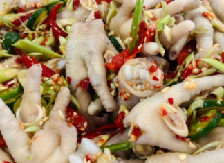 Delicious recipes with chicken feet to spice up your family meals