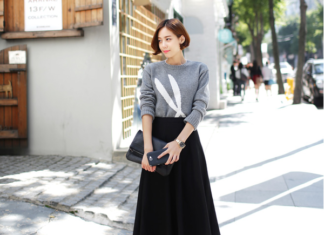 5 Essential Skirts Every Woman over 40 Should Have in Their Wardrobe