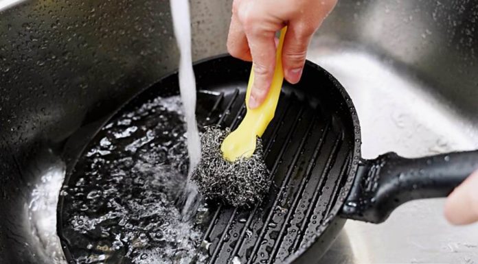 Dangers of Over-Scrubbing Pans: Increase in Poisonous Contaminants and Cancer Risk