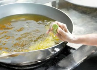 The Amazing Benefits of Adding Lemon Juice to the Frying Pan, Why Restaurant Chefs Swear by It