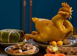 Steamed chicken in boiling or cold water: Just add this step for golden, crispy skin