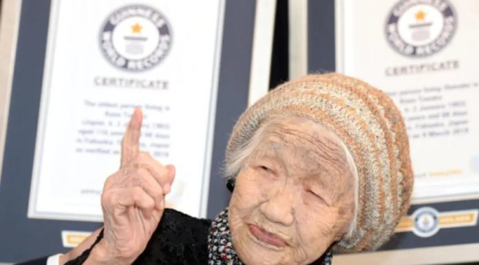 The secrets of a 119-year-old woman: Staying strong despite facing multiple challenges