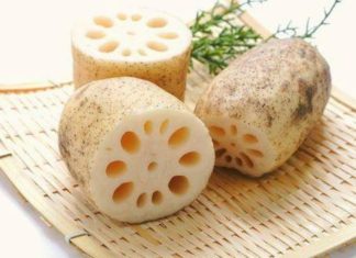 A root vegetable that grows deep in the mud and is rich in potassium, stuffed together with sticky rice to create a delicious and heart-healthy dish