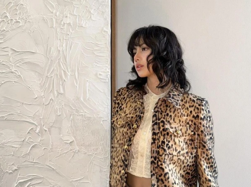 Leopard Print Outfits to Shine at Year-End Parties and Festivals