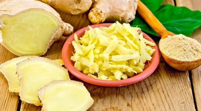 What should you consider for a safe and healthy ginger bath during the cold season?