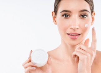2 Signs You Should Switch Moisturizer Products Immediately or Your Skin Will Deteriorate Severely