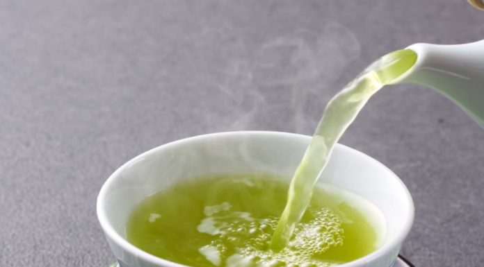 3 Bedtime Drinks to Boost Your Weight Loss Journey