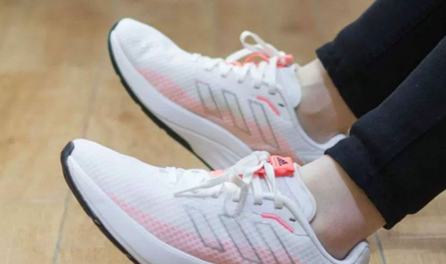 Top 5 Best Walking Shoes for Women