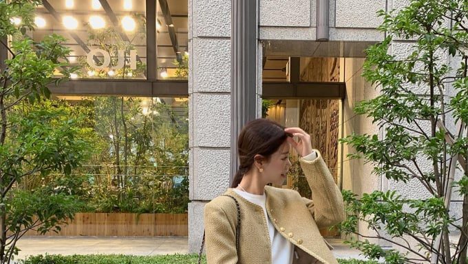 4 Fashionable Items to Enhance your Figure when Wearing Flat Shoes, Every Woman Should Consider