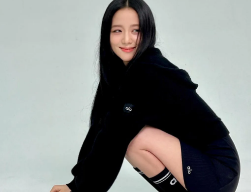 4 Trendy Shoe Styles Endorsed by BLACKPINK