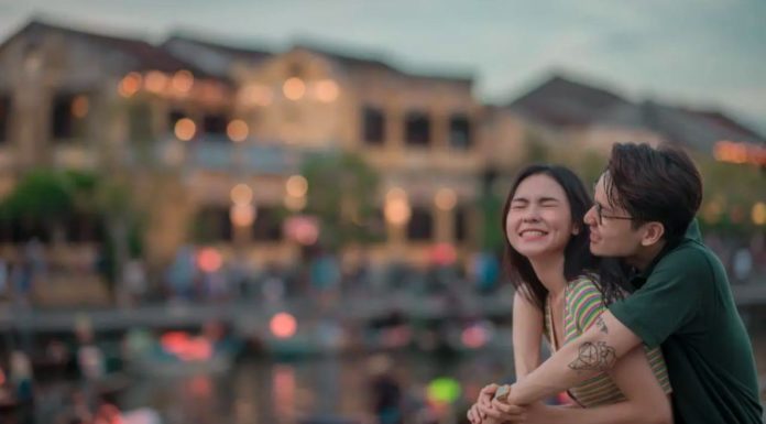 Unique Couples’ Photo Poses to Try for a Romantic and Memorable Shoot