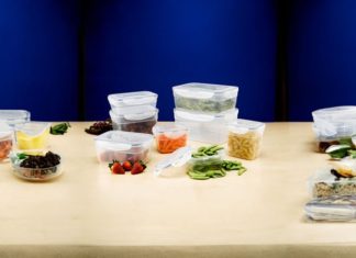 Don’t wait until the plastic box can no longer hold before replacing it, when you see this sign, you must discard it immediately, or cancer may come one day.