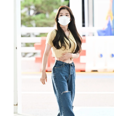 Irene (Red Velvet) suggests 5 fashion items to rejuvenate your style at the age of 32, ladies should learn from