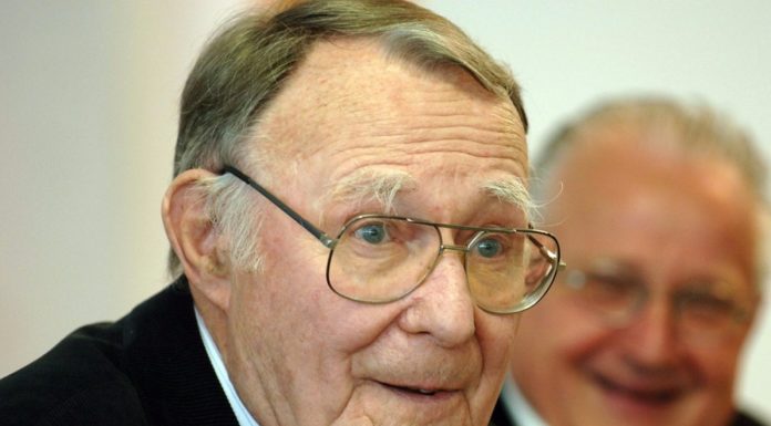 90-Year-Old Billionaire Gets Haircut in Vietnam to Save Money