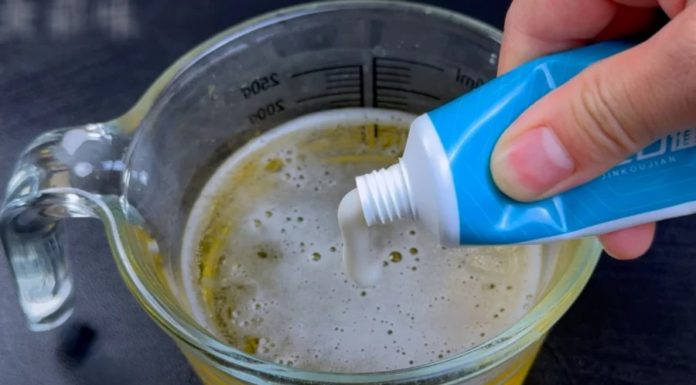 What are the effects of mixing toothpaste with beer?