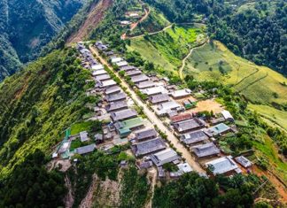 A secluded village amidst the Northwestern mountain range, resembling a ‘strip of clouds across the sky’