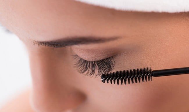 Get the perfect, long and curly lashes without spending a fortune at the salon