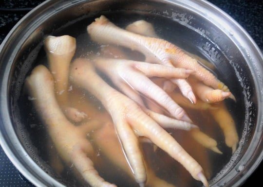 Delicious Delicacy: Crispy, Tender, and Flavorful Chicken Feet