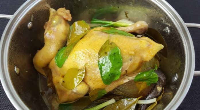 Delicious Cold Water Chicken: An Unbeatable Technique for Perfectly Tender and Intact Meat