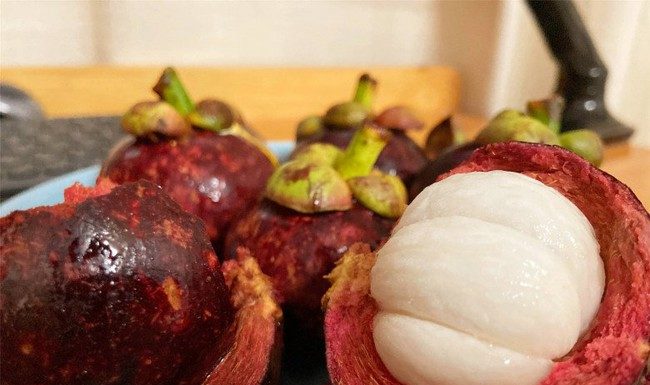 A Simple and Easy Way to Peel Bamboo Shoots without Using a Knife, Do You Know?