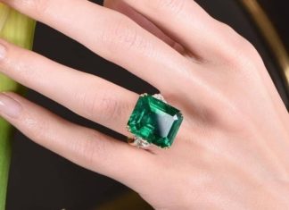 The auspicious 4 colors for the year 2024 in the Year of the Wood Monkey bring positive energy and flourishing fortunes