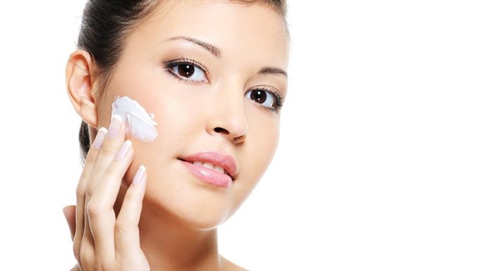 Beauty Tips for Women Over 40: Enhance Your Natural Beauty