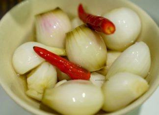 One spoonful of this onion salt is all you need: Eliminate all odor, crispness, and no worries about floating hairs